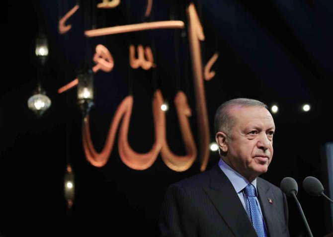 Cumhurbaşkanı Erdoğan: “Ayasofya-i Kebir Camii’ni Aslına Rücu Ettirerek Milletimiz Üzerinde Oynanan Kirli Oyunu Tümüyle Bozduk”