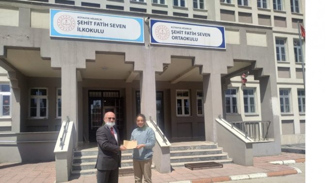 Hisarcık’ta Dereceye Giren Öğrenci Ödüllendirildi