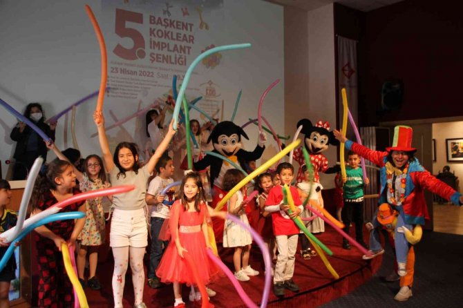 Adana’da Koklear İ̇mplant Şenliği