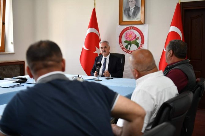 Vali Seymenoğlu: "Elektroşok Kullanmak Hainliktir”