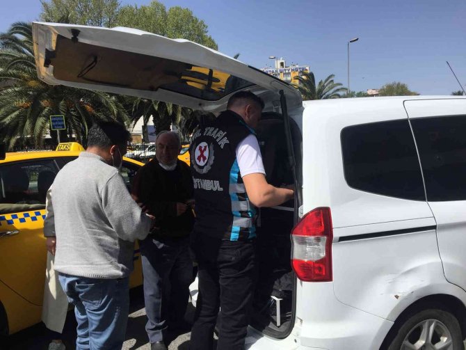 İ̇stanbul’da Taksicilere Ceza Yağdı