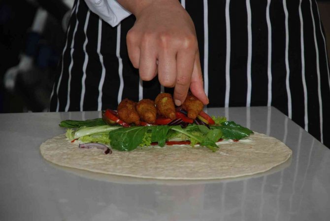 Aşçılık Programı Öğrencileri, Vegan Mutfağını Ustasından Öğrendi