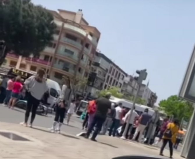 Motorlu Kurye Ölümden Döndü, O Anlar Kameraya Yansıdı