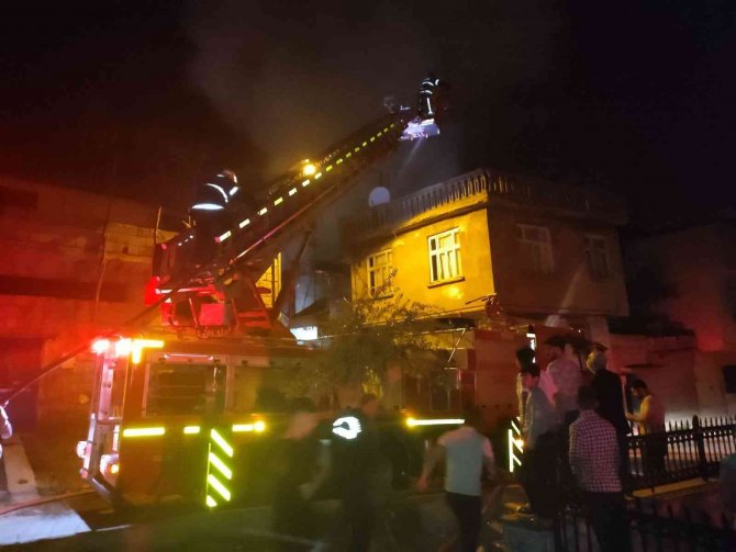 Kahramanmaraş’ta İkamet Yangını Korkuttu