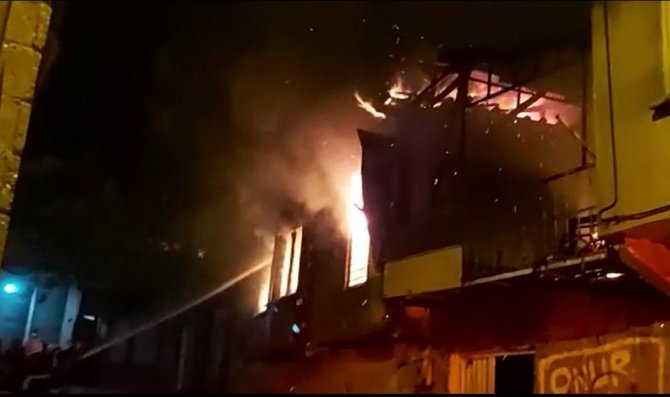 Kahramanmaraş’ta İkamet Yangını Korkuttu