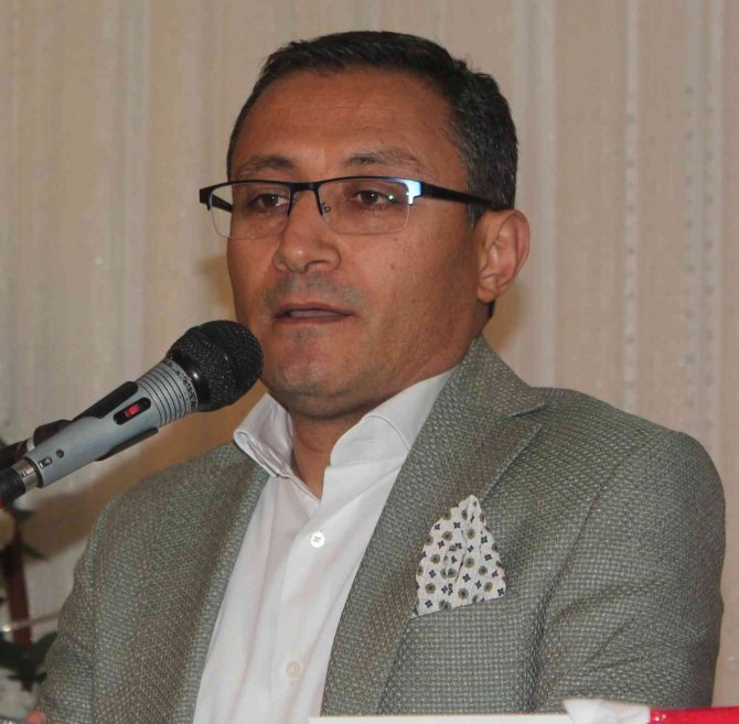 Üzümün Başkenti Alaşehir’de Üzüm Çalıştayı Yapıldı