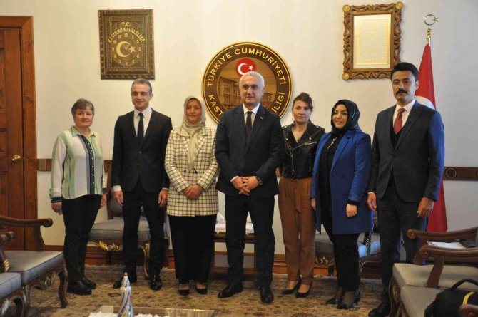 25 Kadın “Şifa Doğadan Emek Kadından” Projesiyle Gelir Elde Edecek