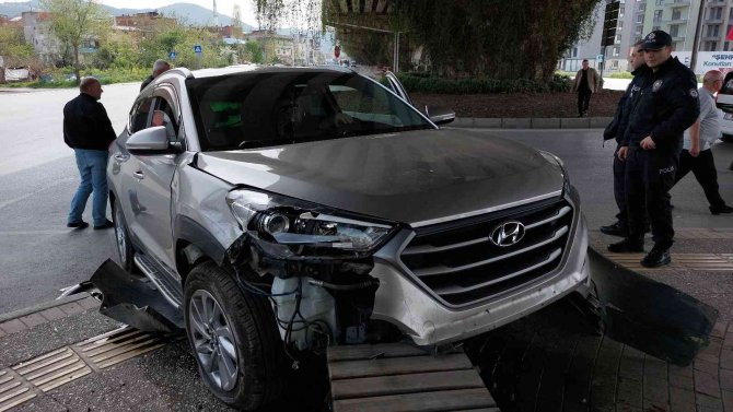 Samsun’da Kavşakta Kaza: 1 Yaralı