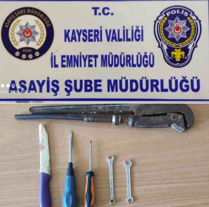 Kayseri’de Boks Makinalarından 16 Bin Tl Çalan Şahıs Yakalandı
