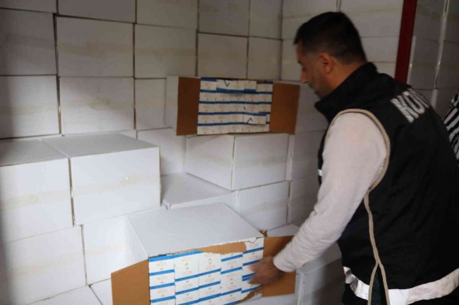 Kayseri’de 3 Milyon Adet Boş Makaron Ele Geçirildi