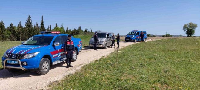 Kırklareli’nde 156 Kaçak Göçmen Yakalandı: 6 Organizatör Tutuklandı