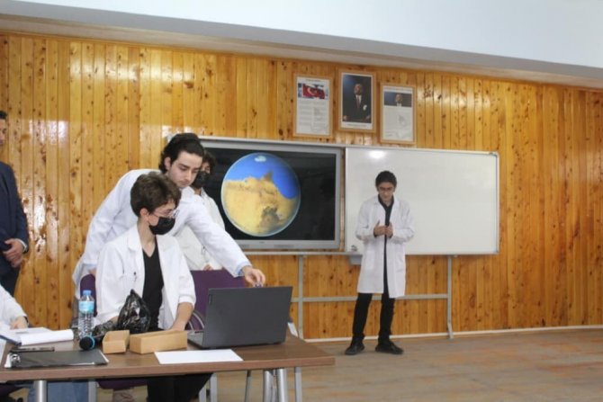 Köyceğiz Anadolu Lisesi Mars’ta Yaşamı Konuştu