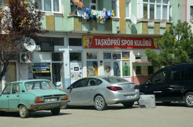 Bölgesel Amatör Lig Takımının Kulüp Binasına Kumar Baskını: Bina Mühürlendi