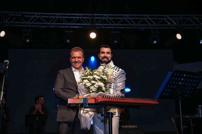 Kanun Virtüözü Ahmet Baran, Mersinlileri Coşturdu