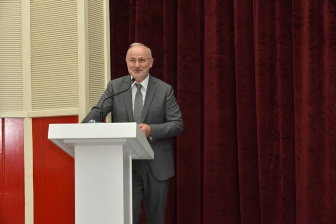 Rektör Ünal: “Z Kuşağının Teknolojiye İlgisini Başarıya Dönüştürmek İstiyoruz”