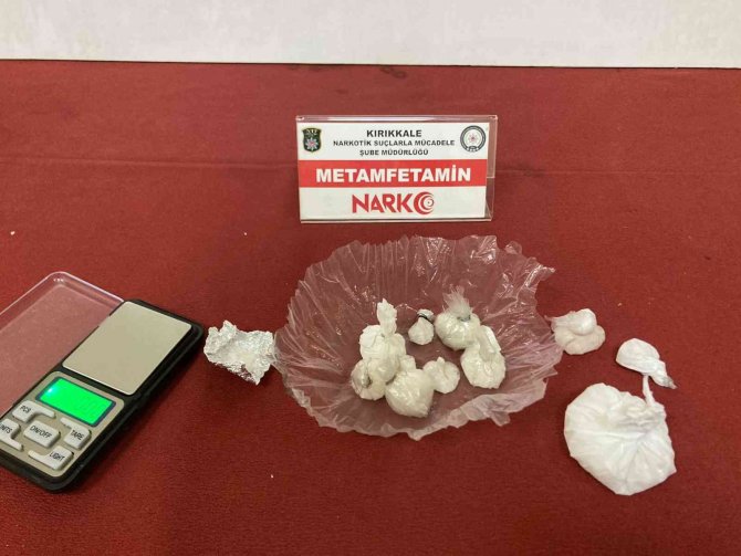 Kırıkkale’de Uyuşturucu Madde Operasyonu: 2 Tutuklama