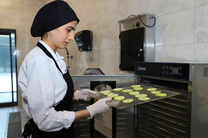 Okumak İçin Ordu’ya Gelen 3 Kız Kardeş İş Sahibi Oldu