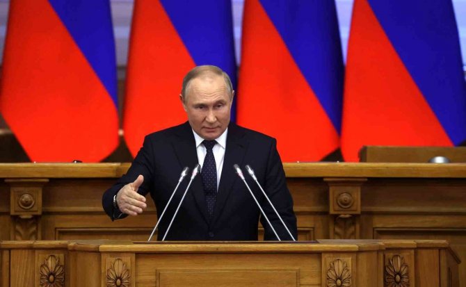 Putin: “Dışarıdan Biri Ukrayna’ya Müdahale Etmeye Çalışırsa, Yanıtımız Yıldırım Hızında Olacaktır"