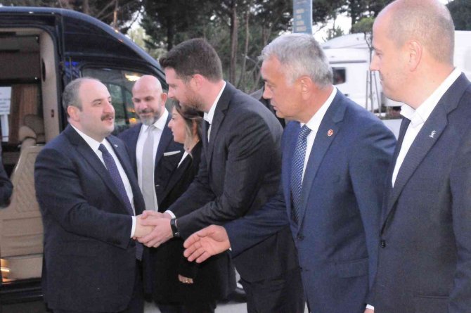 Bakan Varank: “Dertleri Ne Çevre Ne Ağaç, Bunların Derdi İktidarı Devirmek, Buna Müsaade Etmeyeceğiz”