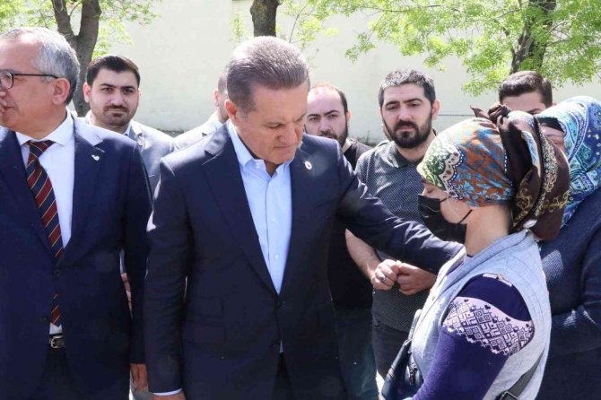 Tdp Genel Başkanı Sarıgül’den Cezaevi Önünde Af Çağrısı