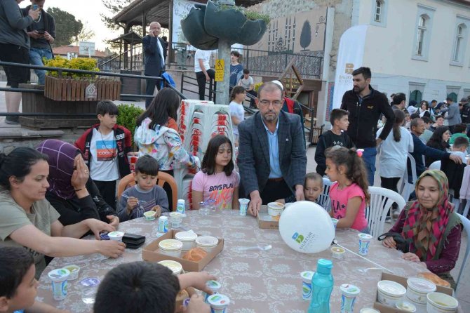 Sındırgı’da Geleneksel Çocuk İftarı