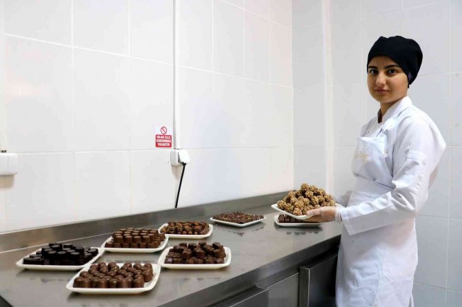 Lise Öğrencileri Üretti Tüm Ülke Tadabilecek