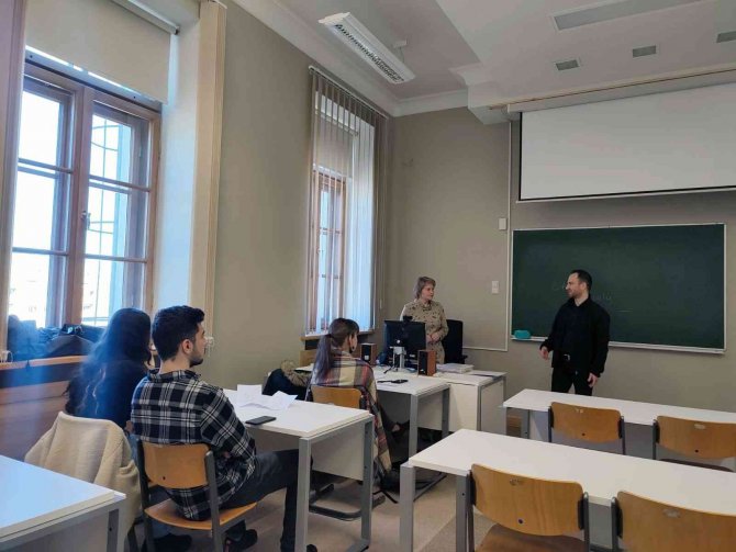 Subü, Letonya İle Bağlarını Güçlendiriyor