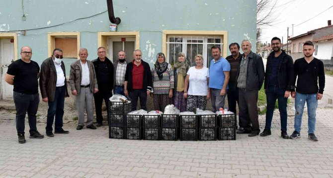 Tepebaşı’ndan 12 Üreticiye 25 Bin Çilek Fidesi Desteği