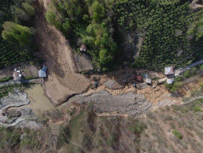 Çamur Afetinin İzleri Siliniyor