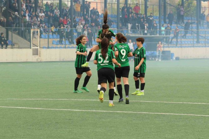Şampiyonluk Yaşayan Horozkentspor, Maddi İmkansızlıklarla Boğuşuyor