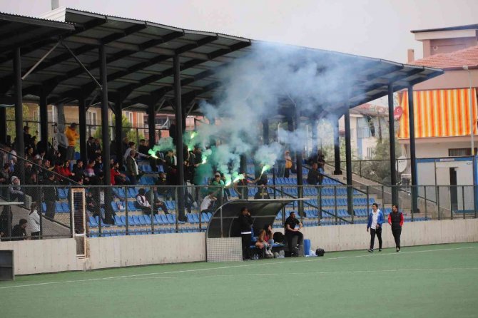 Şampiyonluk Yaşayan Horozkentspor, Maddi İmkansızlıklarla Boğuşuyor