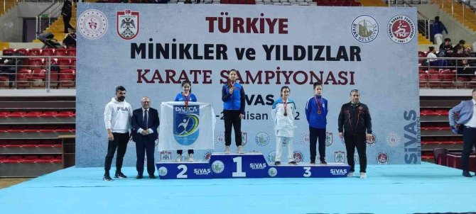 Kayserili Karateciler Sivas’tan Derece İle Döndüler