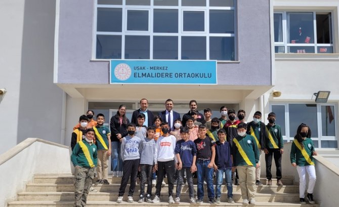 Uşak 112 Acil Çağrı Merkezi Okullarda Eğitim Veriyor