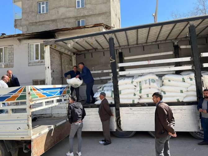 Van’da Arıcılara 405 Ton Şeker Dağıtımı