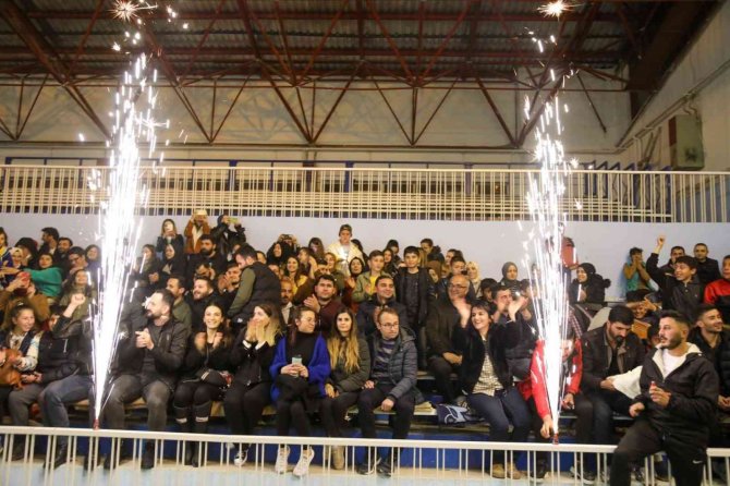 Başkale’de ‘Kurumlar Arası Voleybol Turnuvası’ Tamamlandı