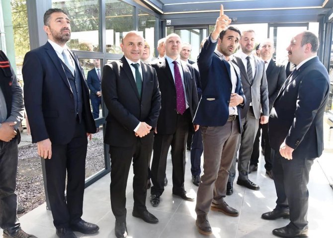 Bakan Varank’tan Girişimci Altınovalı Kadınlara Tam Destek