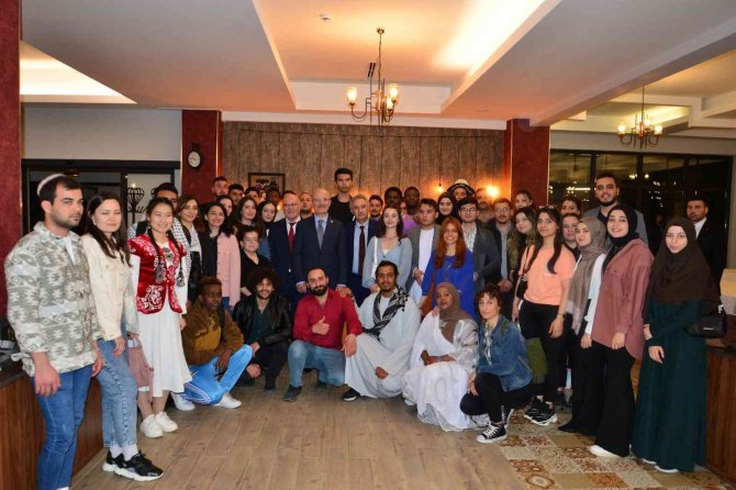 Yök Başkanı Özvar, Uşak Üniversitesini Ziyaret Etti