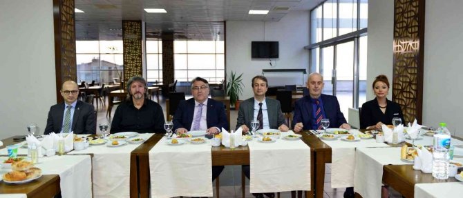 Rektör Özölçer, "Bundan Sonra Sıçrama Dönemi Gerçekleştirmek İstiyoruz"