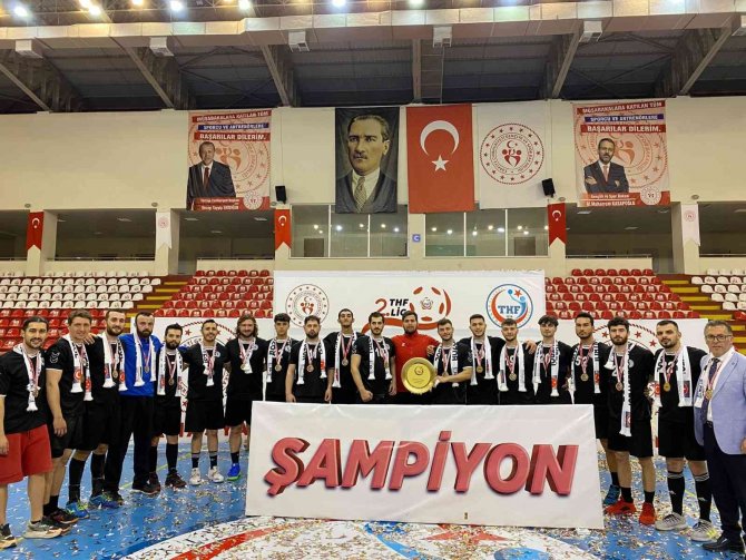 Hentbol Erkekler 2. Ligi’n Şampiyonu Yozgat Belediyesi Bozok Hentbol Spor Oldu