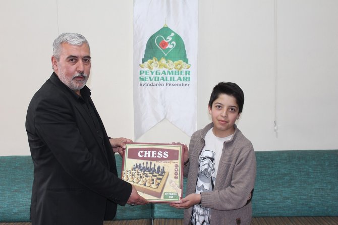 Ağrı’da Siyer Yarışmasında Dereceye Girenlere Ödülleri Dağıtıldı