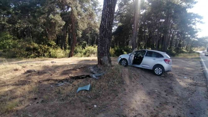 Virajı Alamayan Otomobil Motosiklete Çarptı: 1 Yaralı