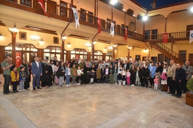 Başkan Aşgın’dan Çölyak Hastalarına “Glutensiz Menü” Müjdesi