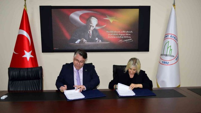 Zbeü Ve İ̇l Milli Eğitim Müdürlüğü Arasında İş Birliği Protokolü