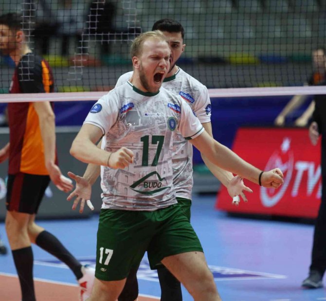 Bursalı Sporculara Milli Davet