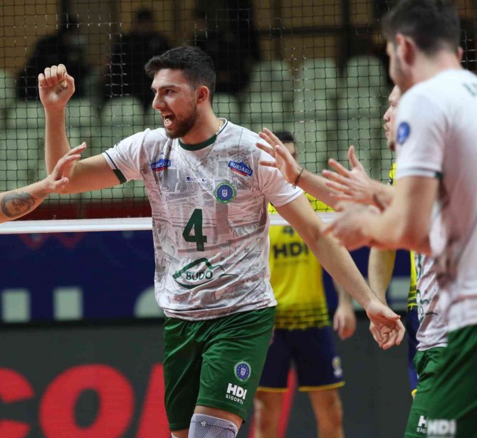 Bursalı Sporculara Milli Davet