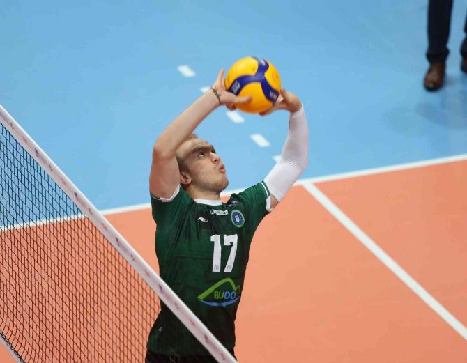 Bursalı Sporculara Milli Davet