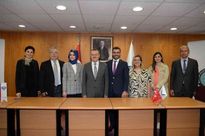 Üniversitede Kalite Çalışmaları Aralıksız Devam Ediyor