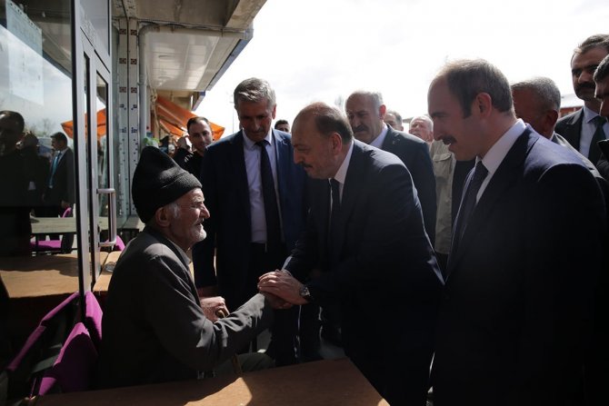 Çalışma Ve Sosyal Güvenlik Bakanı Bilgin Baba Ocağında Ziyaretlerde Bulundu