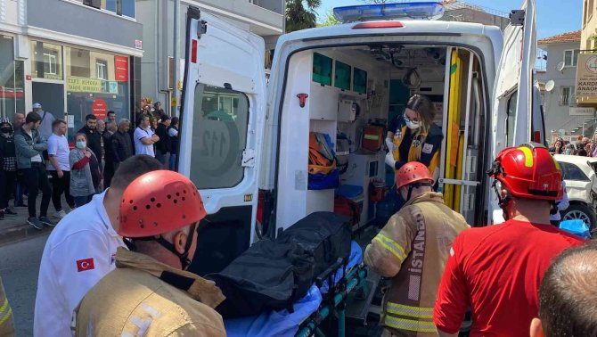 Beykoz’da Otomobil İle Duvar Arasına Sıkışan Kadın Hayatını Kaybetti