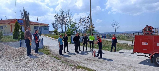 Hisarcık İ̇lçe Emniyet Amirliği’nde Yangın Tatbikatı